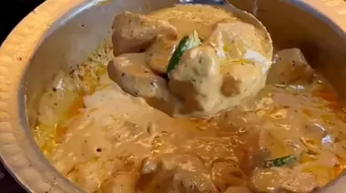 Makhmali Kali Mirch Chicken — soft, creamy chicken with a rich black pepper flavour. 3